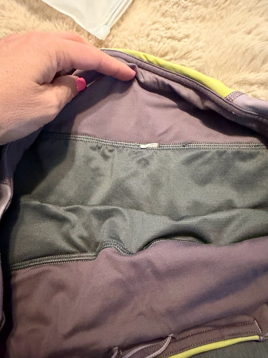 Lululemon Speed Up Mid-Rise Lined Short 4” - Picture 4 of 4